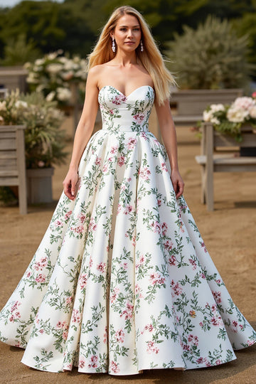 White Floral Sweetheart A Line Sweep Train Wedding Dress
